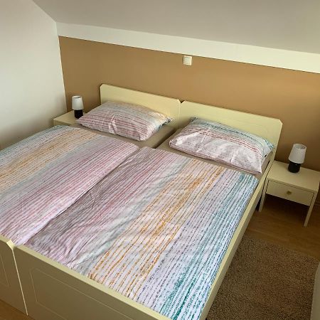 Vinarija Zlatar Hotel Екстериор снимка