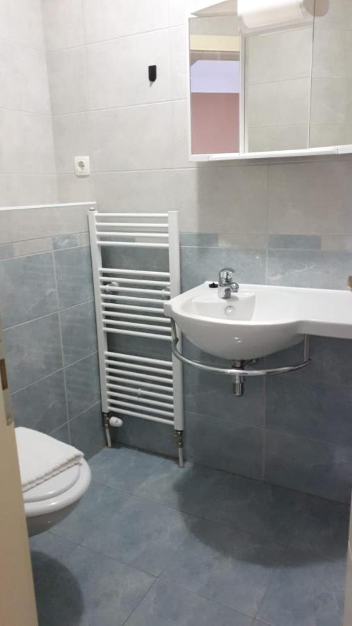 Vinarija Zlatar Hotel Екстериор снимка