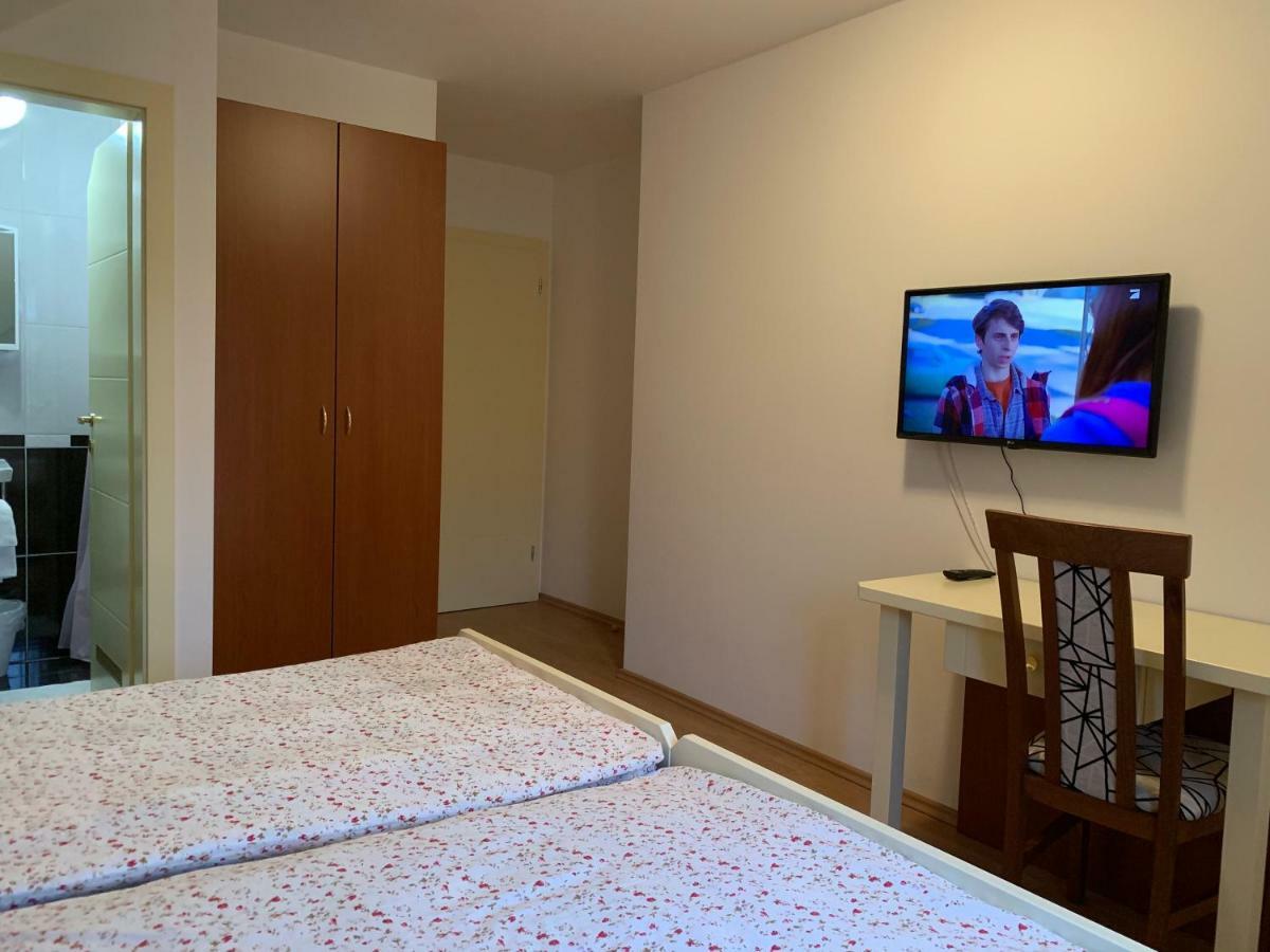 Vinarija Zlatar Hotel Екстериор снимка