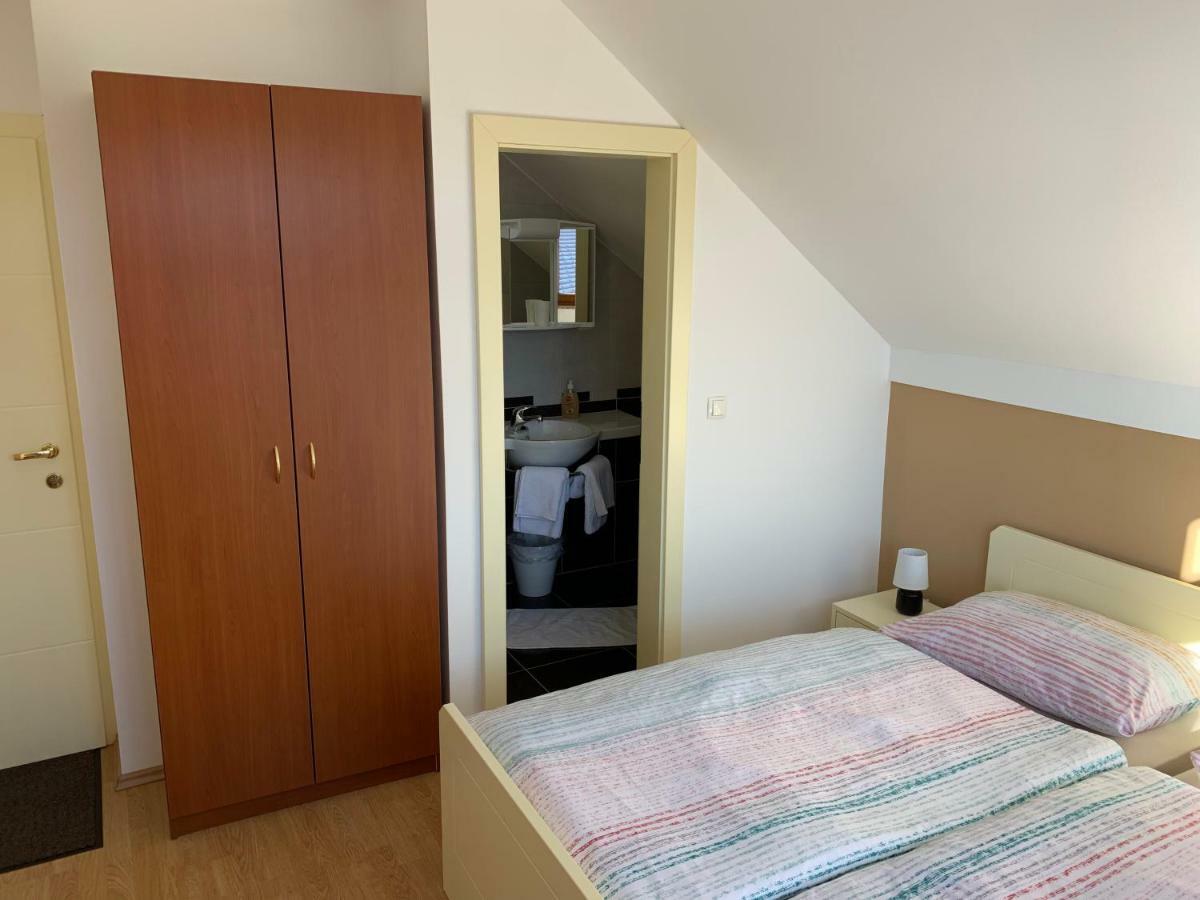 Vinarija Zlatar Hotel Екстериор снимка