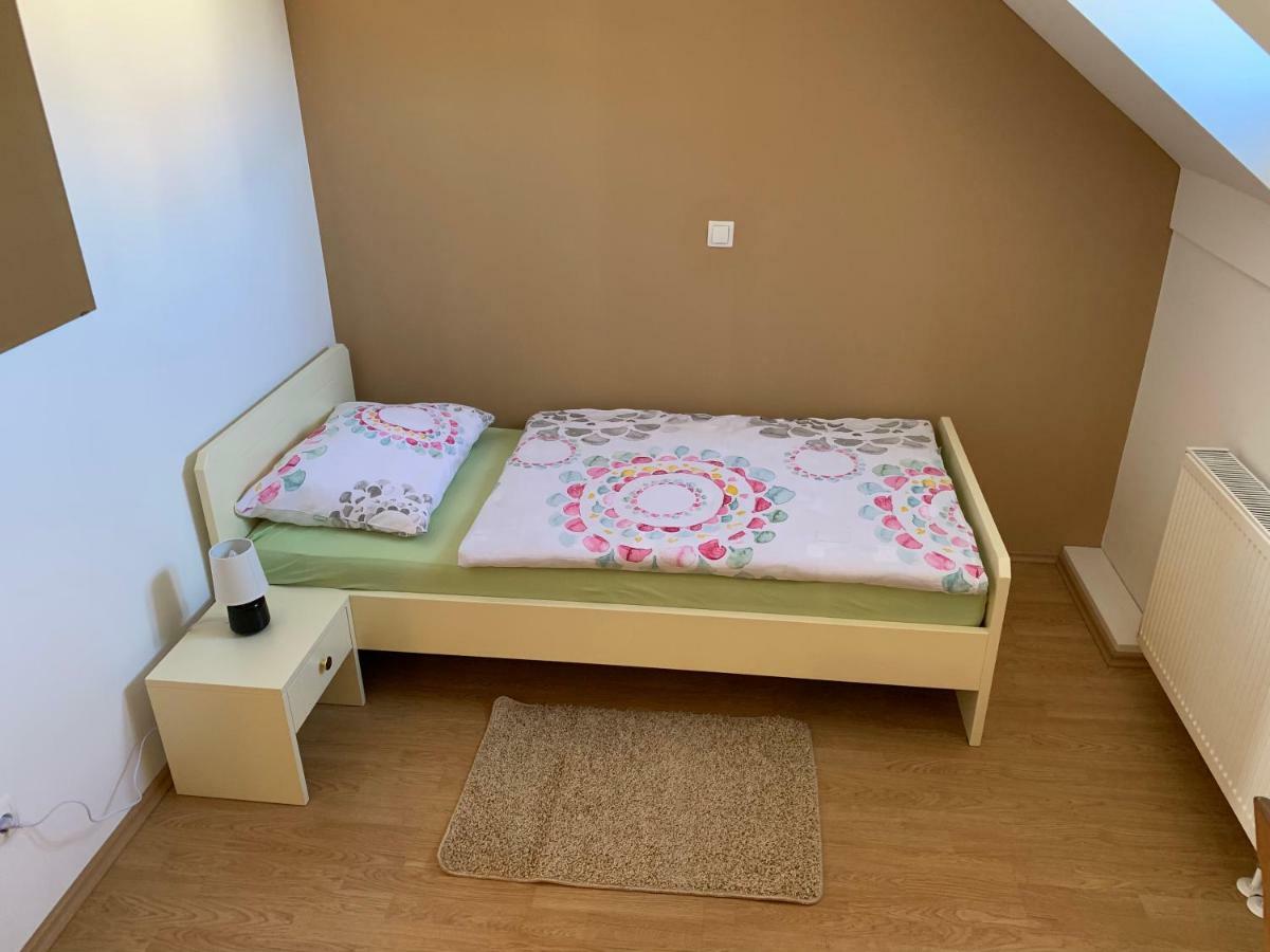 Vinarija Zlatar Hotel Екстериор снимка