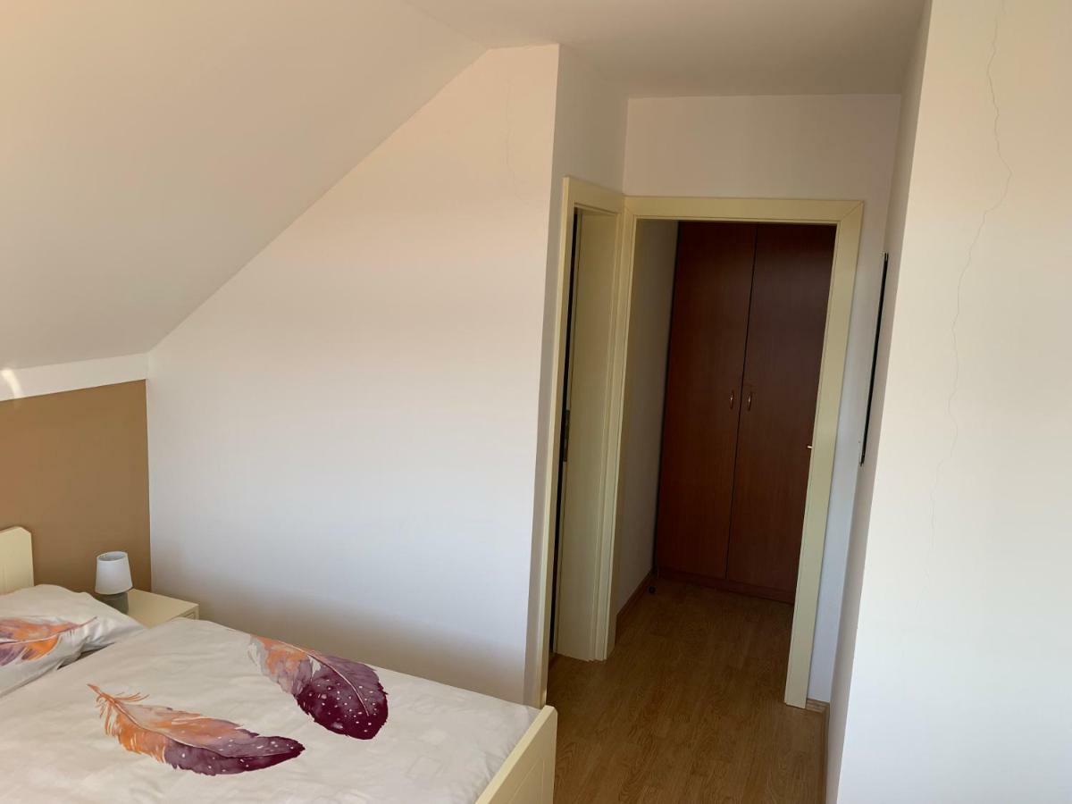 Vinarija Zlatar Hotel Екстериор снимка